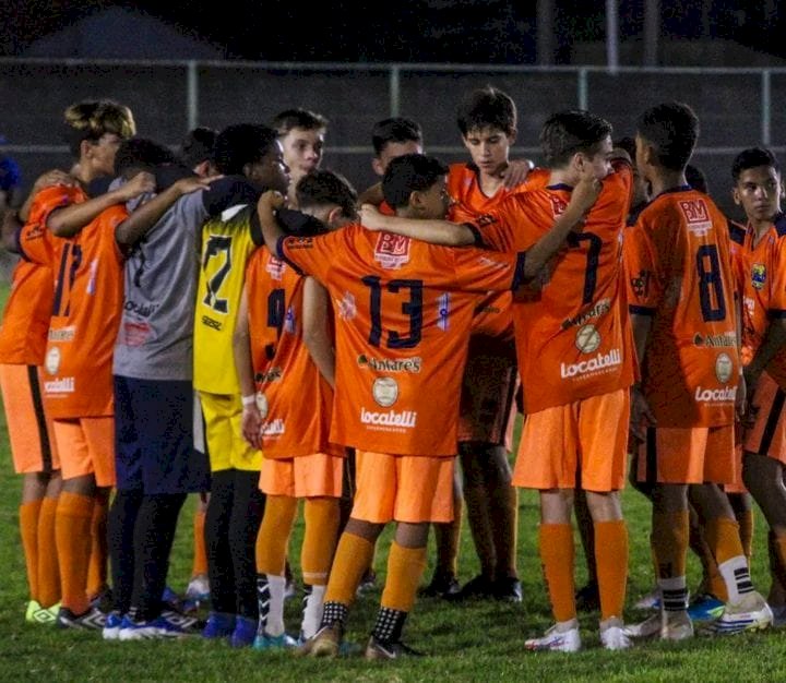Tigres de Aracruz estreita relacionamentos com grandes equipes após disputa da Sudest Cup Sub-14