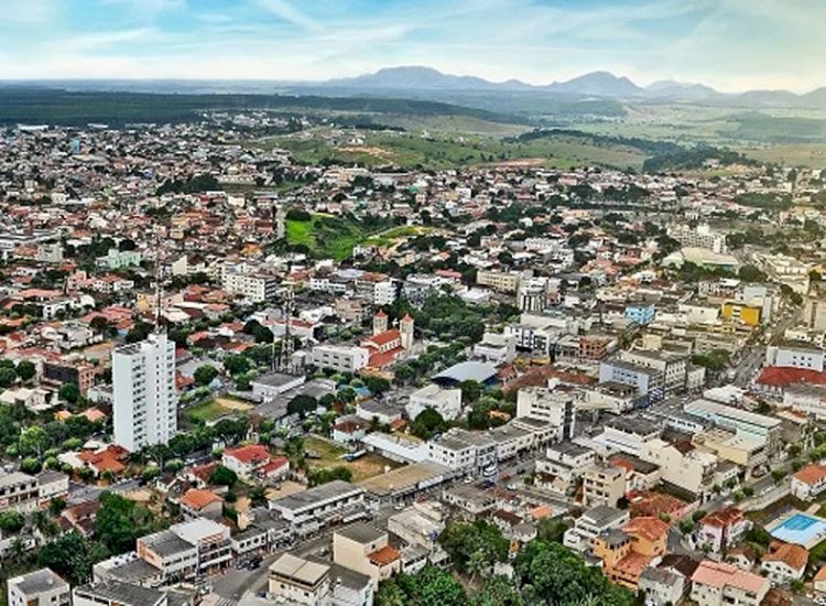 Aracruz comemora 177 anos com desfile e ampla programação